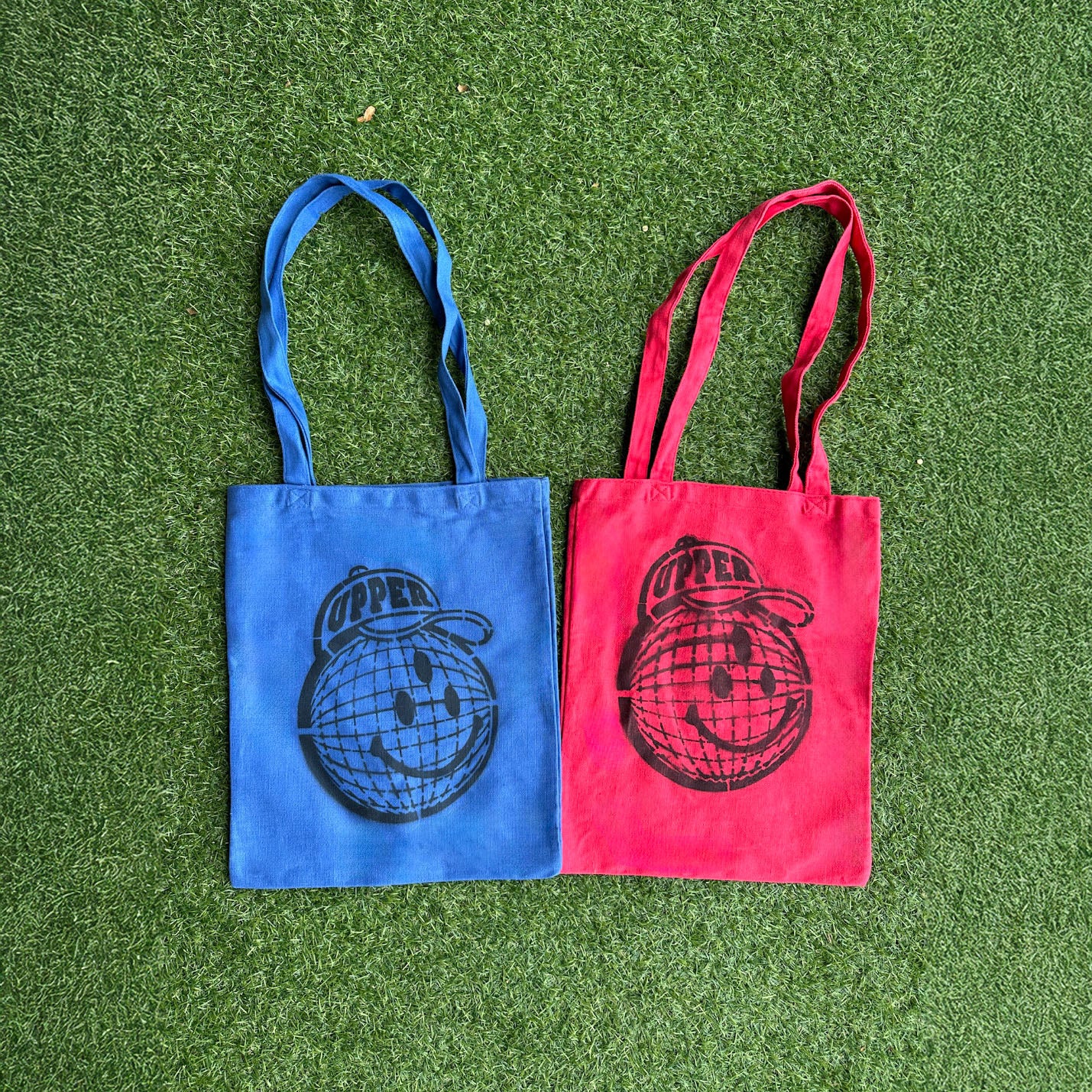 TOTE BAGS